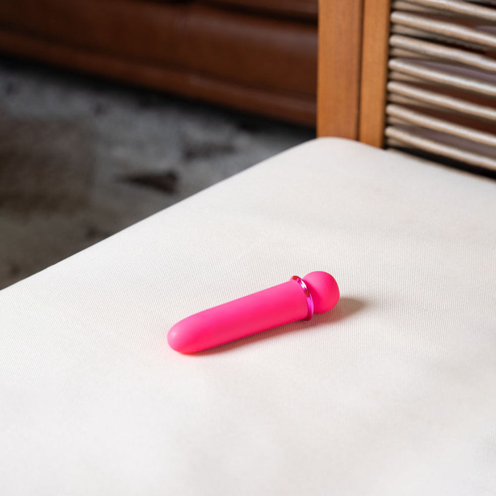 Maia JAGUAR - Pink - Pink 10.1 cm USB Rechargeable Bullet